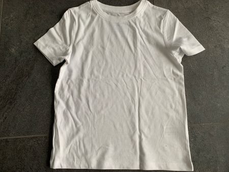 T-Shirt Gr. 116 NEU