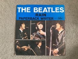 The Beatles – Rain / Paperback Writer US Capitol