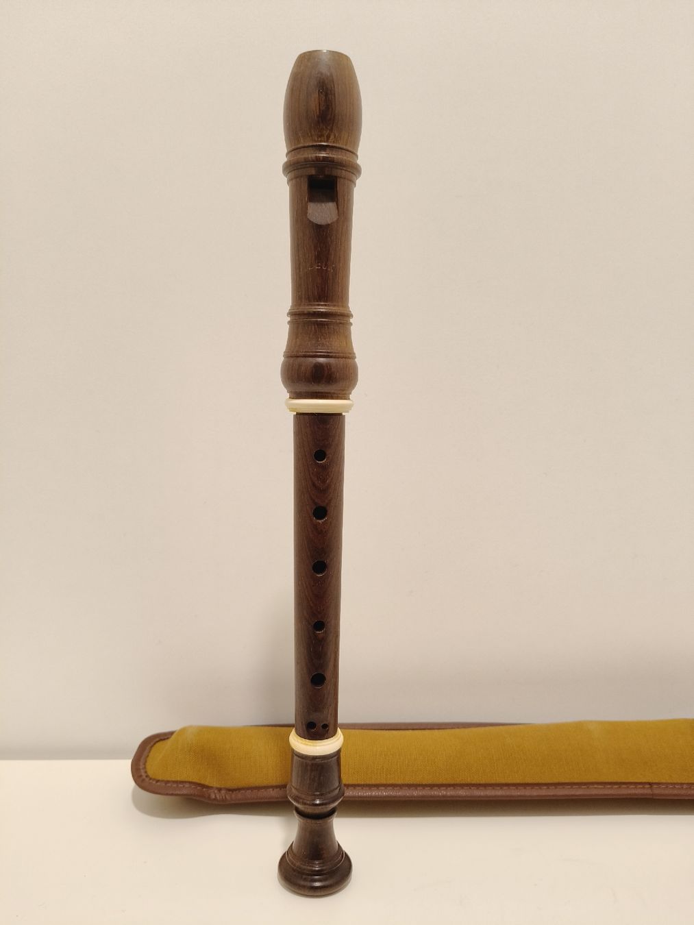 Strumenti musicali: Flûte à bec Moeck palissandre – Nuovo (secondo la descrizione) da Monthey venduto da lesaffairesdecamille