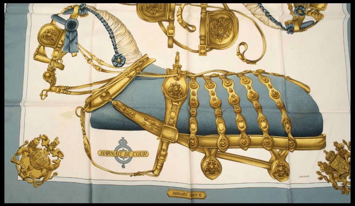 Hermès Foulard & Sciarpe: HERMÈS, carré en soie – Usato da genève venduto da champanonono 1