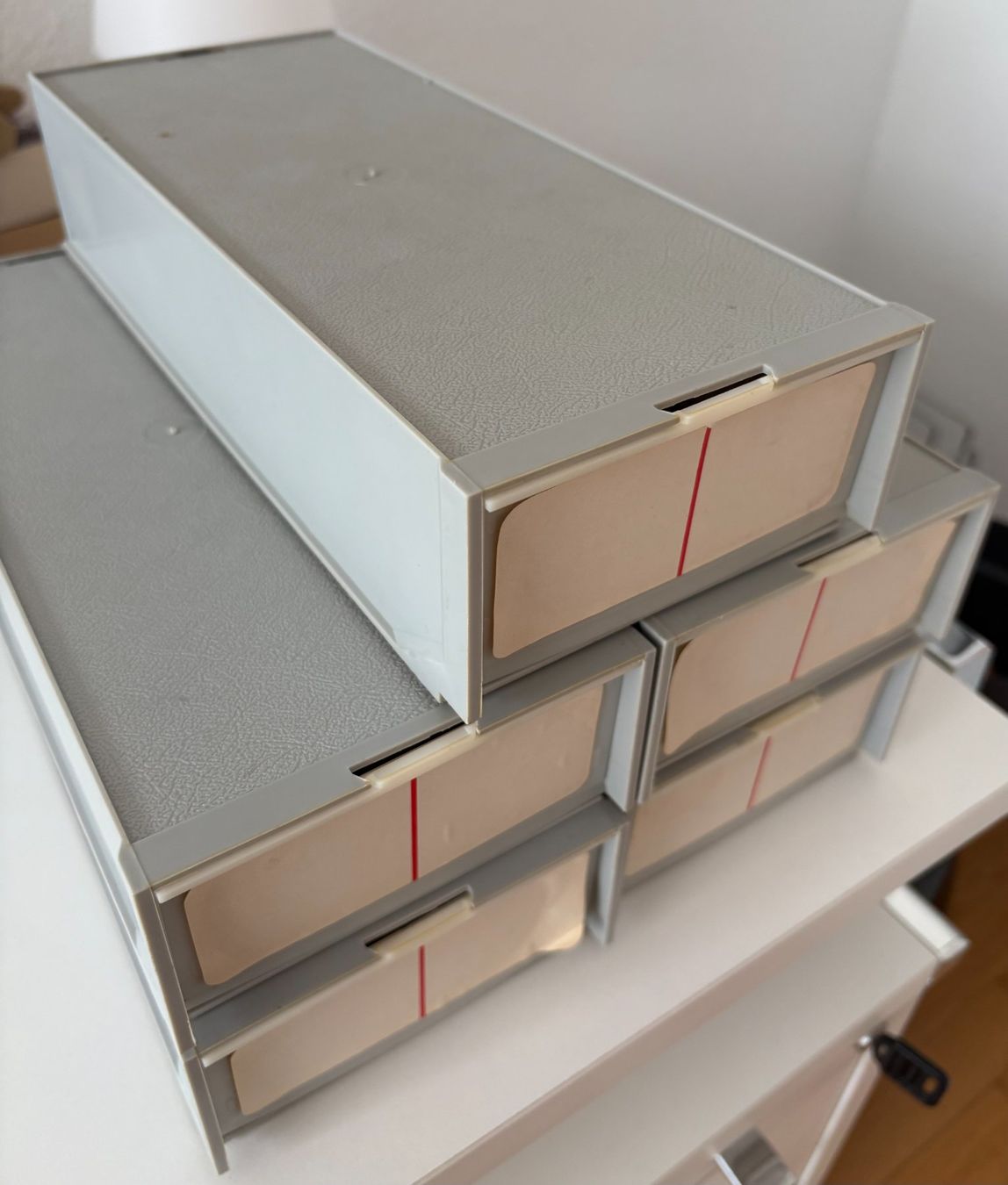 Album: 5 Dia-Boxen – Usato da Frasnacht venduto da Swissroll