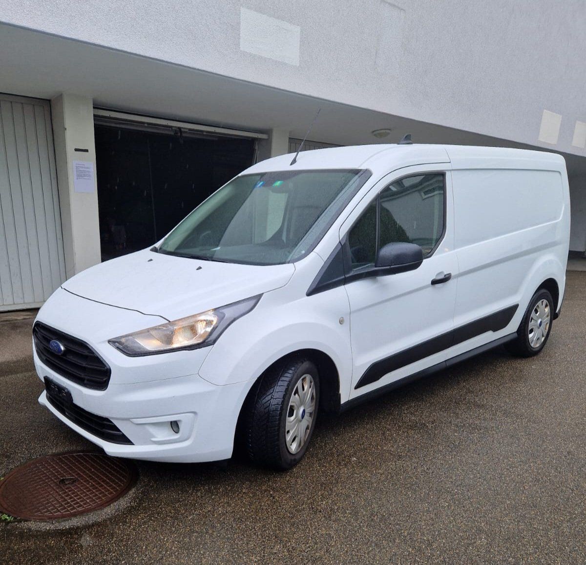 Ford Nutzfahrzeuge: Ford Tranzit Connect 1.5 Diesel – Gebraucht aus St.Gallen von Nele23