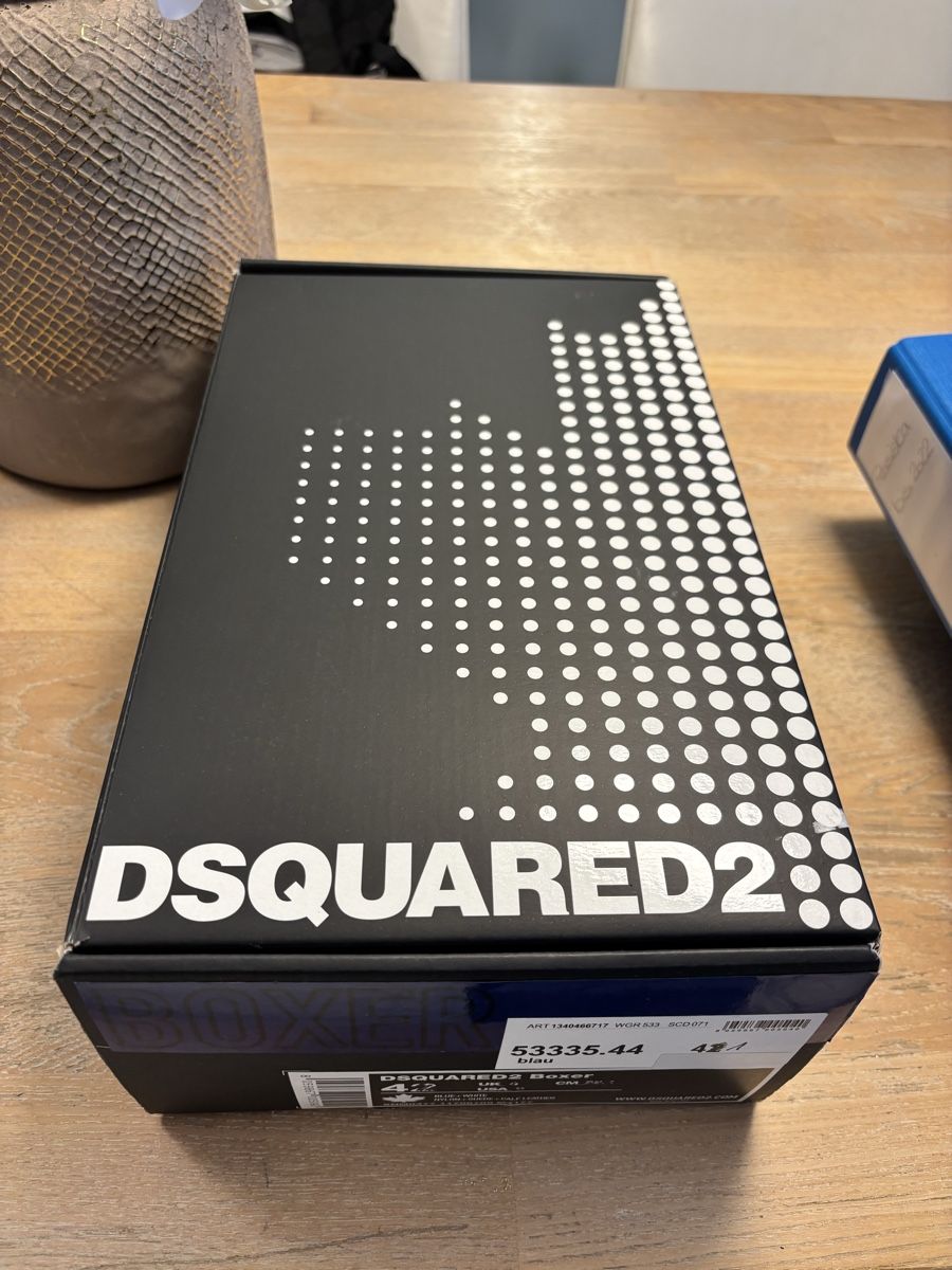 Dsquared2 Scarpe da uomo: Neuer Ledersneaker DSQUARED2 blau 41 – Nuovo (secondo la descrizione) da Ipsach venduto da Wn20133 3
