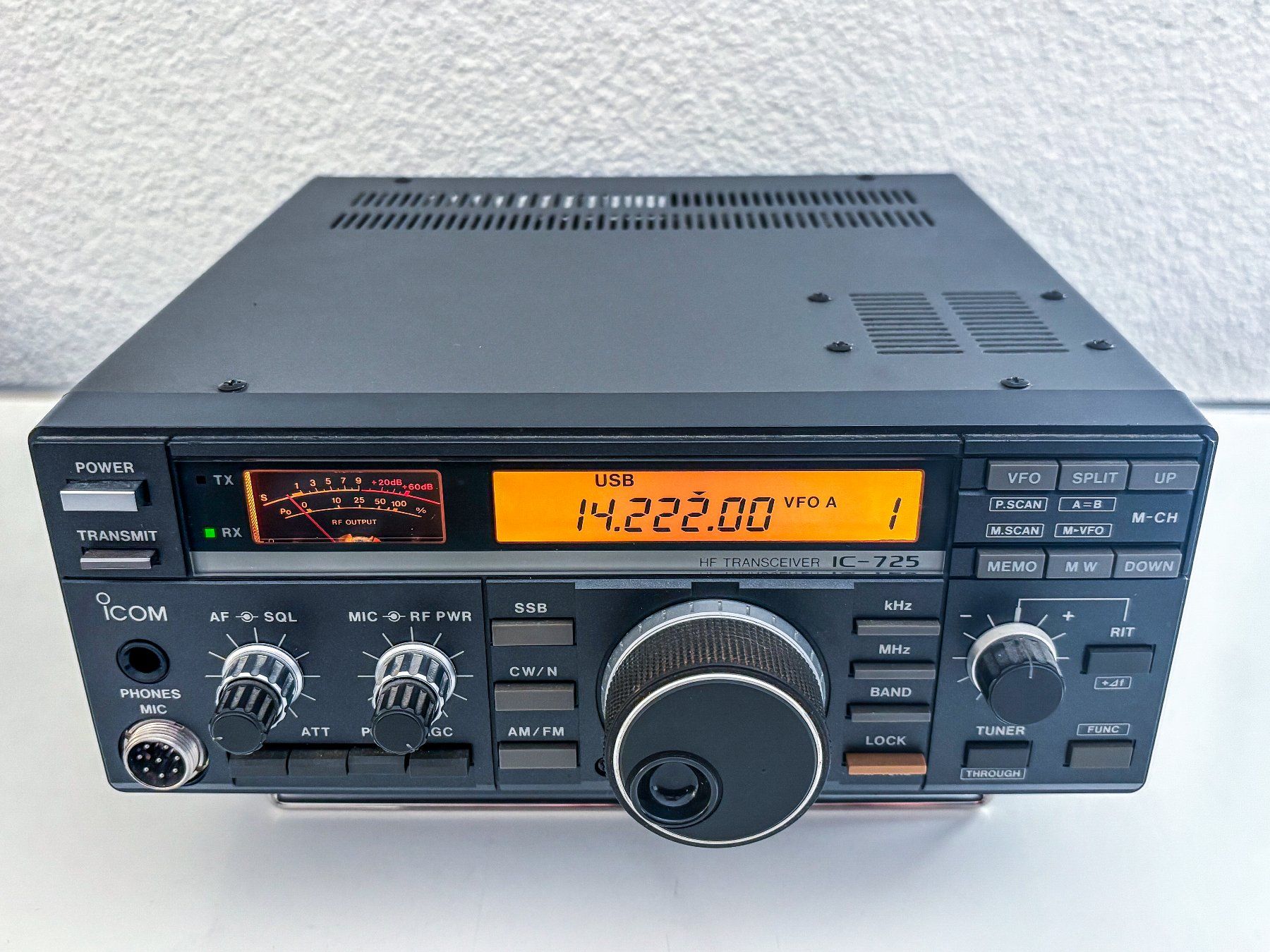 Technique de radiocom: ICOM IC-725 – D'occasion à Zürich par J2O 1