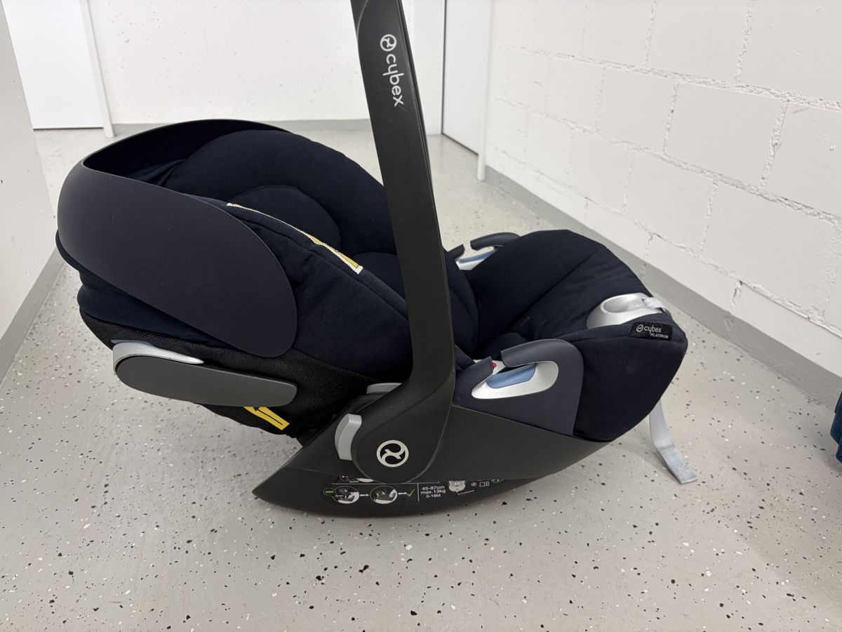 Cybex Seggiolini per auto: Cybex Cloud Z i-Size Babyschale – Usato da Meggen venduto da Manoles 2