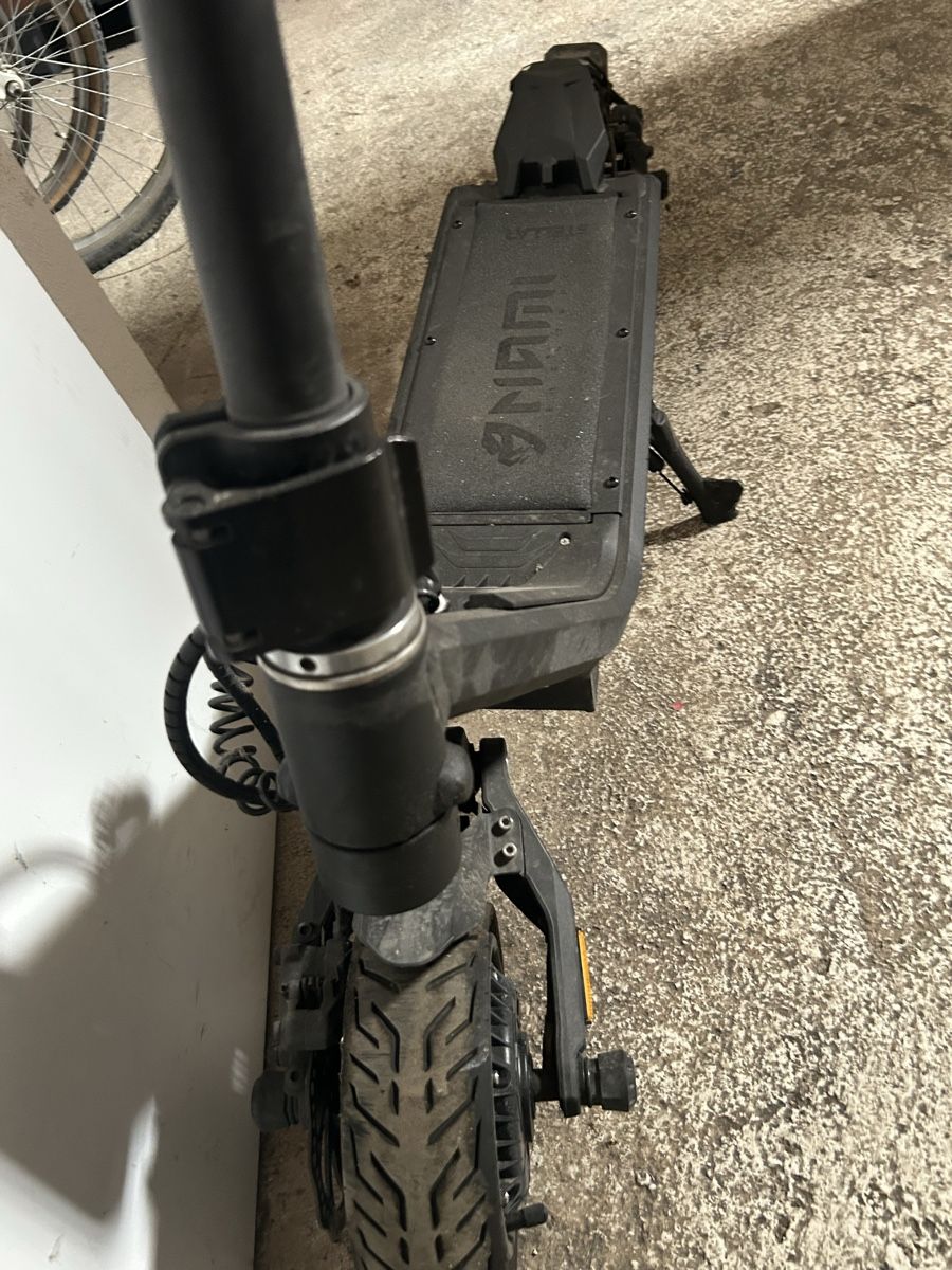 Kickboard: Trottinette électrique NAMI Electric Stella usagée – Gebraucht aus Thierrens von Bigla 4