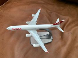 Modell Swiss A340, Länge 16 cm, Metall