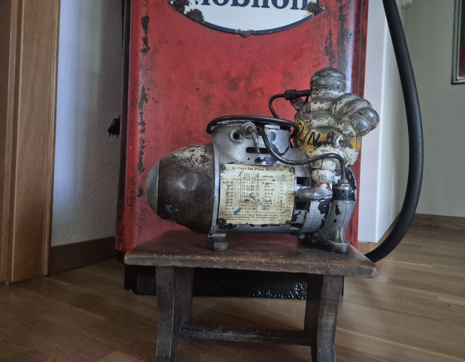 Michelin Kompressoren: Michelin Kompressor zu Oldtimer Tanksäule Öldose... – Gebraucht aus Neuenkirch von etaner62 6