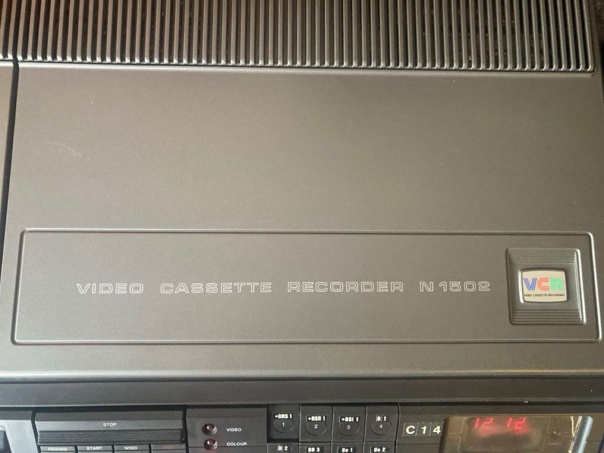 Philips Lettore multimediale & Streamer: Philips Video Cassette Recorder N1502 – Usato da Rafz venduto da Megalithiker 2