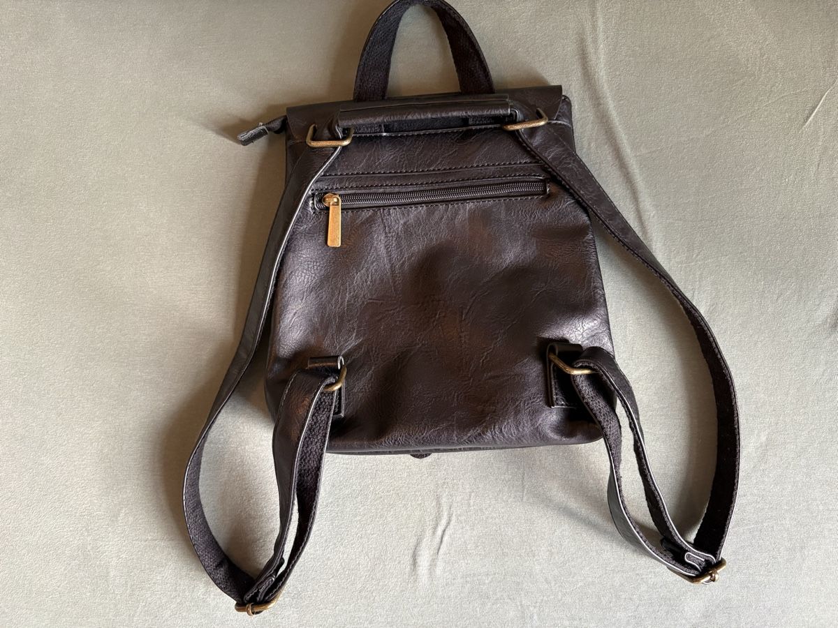 Rucksäcke: Sac à dos cuir noir – Neu (gemäss Beschreibung) aus Genève von Bouux 1