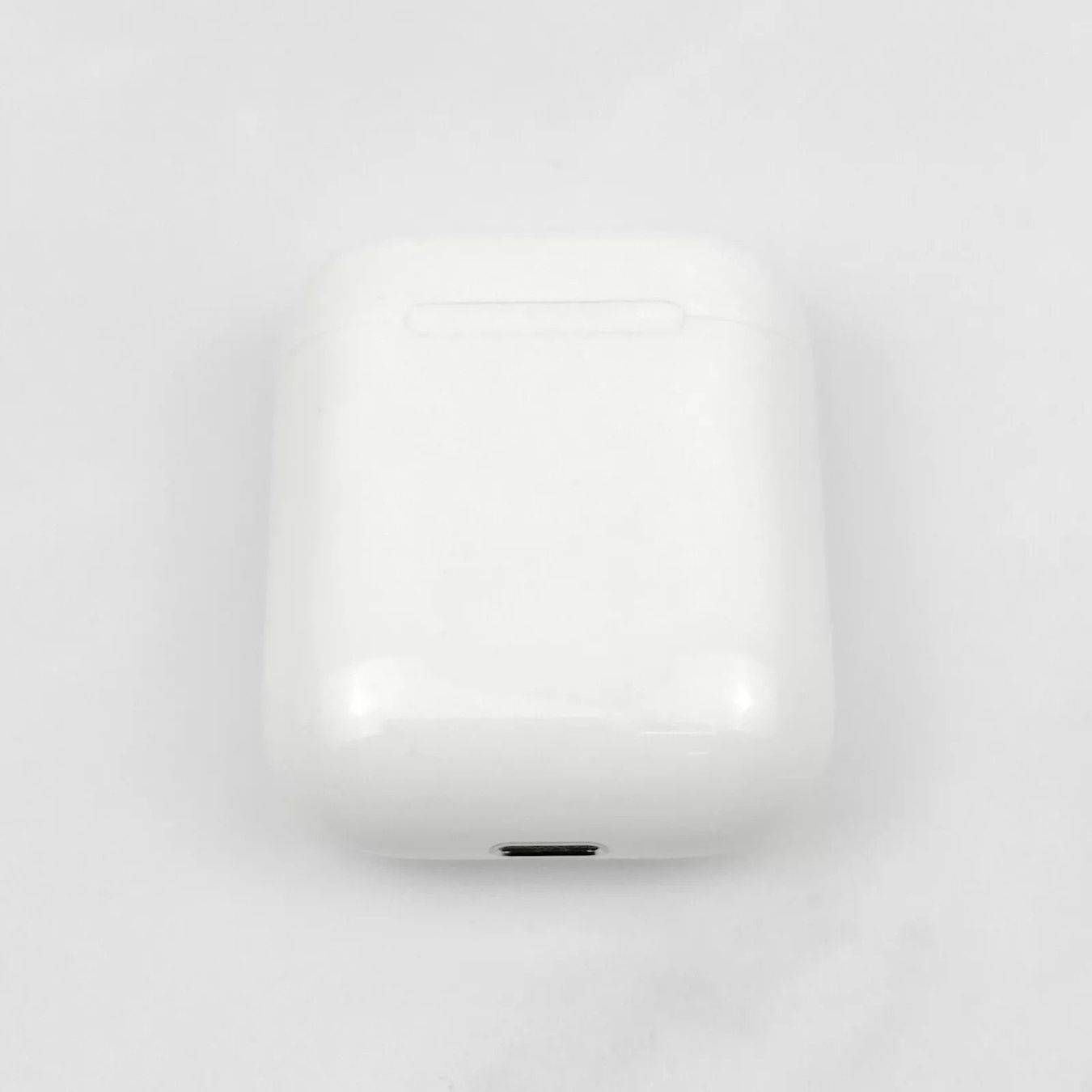 Apple Cuffie: Airpods 1. Generation Original Ladecase – Usato da Neerach venduto da mur_dwg9