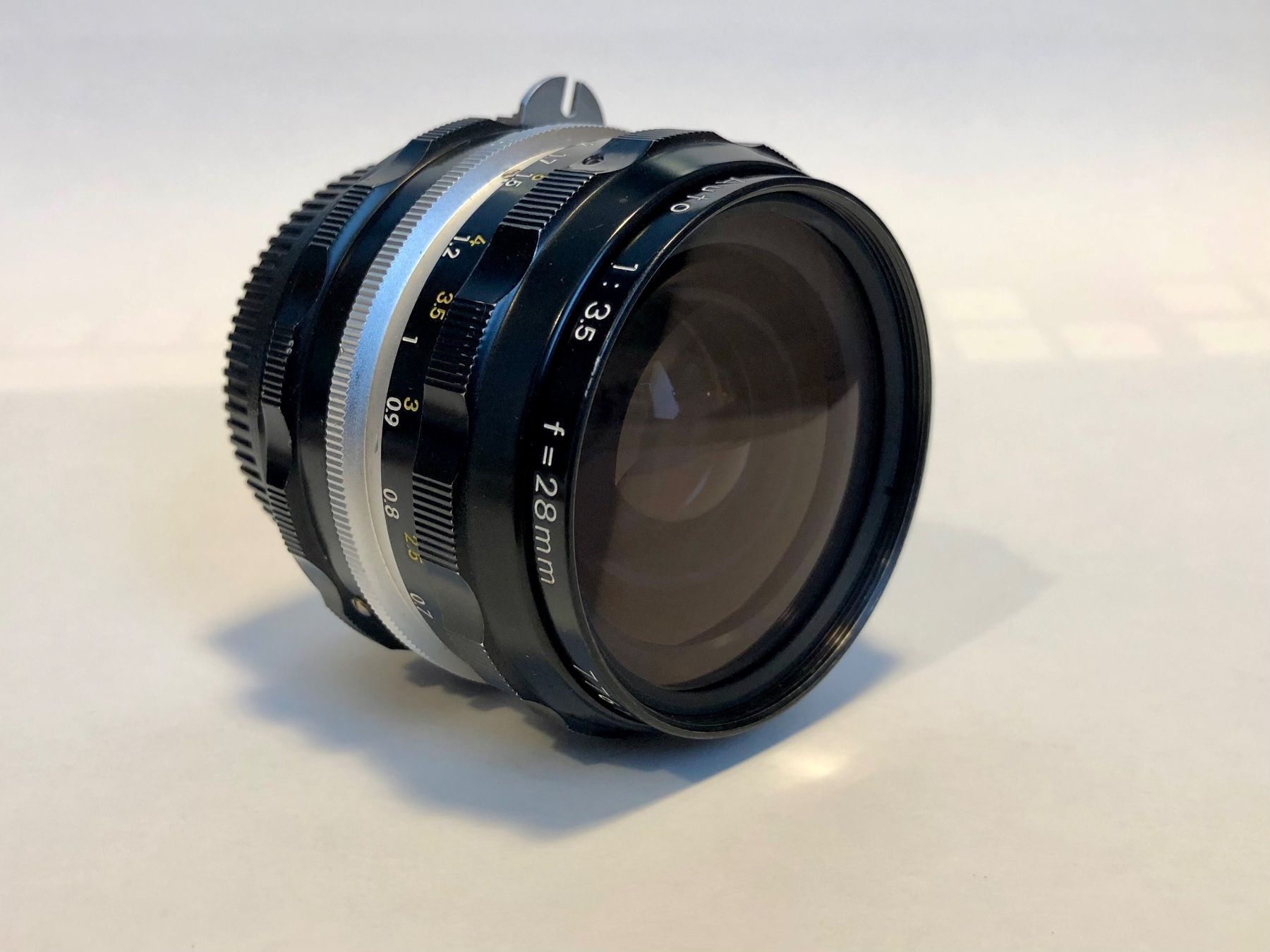 Nikon Obiettivi: Nikon 28mm 1:3.5 – Usato da Lausanne venduto da vmitch64 2