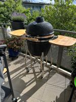 Holzkohlegrill, Keramik schwarz auf Rollen