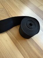 3 Meter Schwarzes Gurtband, robust, vielseitig verwendbar !