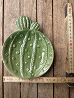 Assiette décorative cactus en céramique verte - parfait état