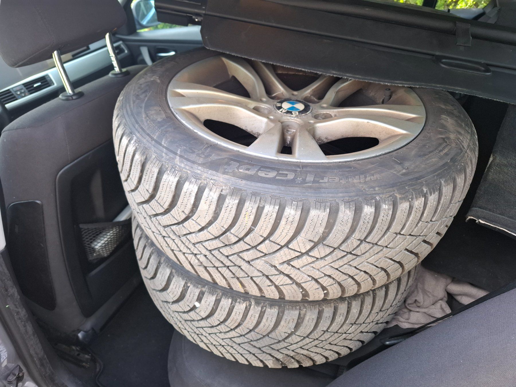 BMW Automobili: BMW 320d xDreive T 4x4 – Usato da Niedermuhlern venduto da Housi7 4