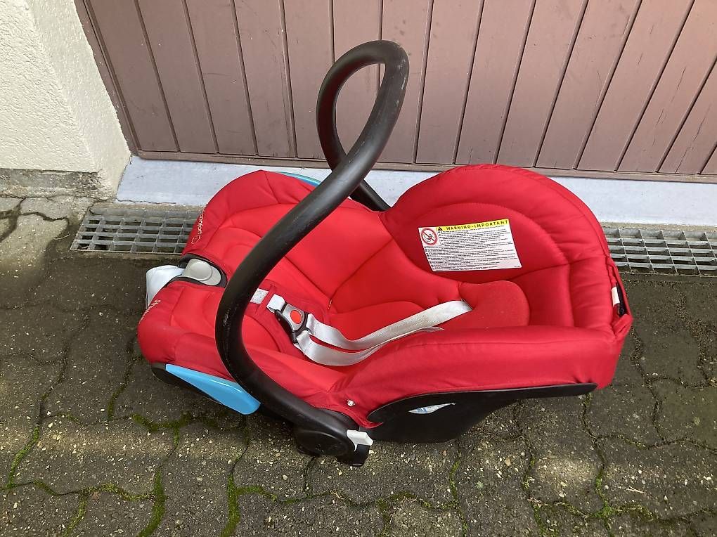 Seggiolini per auto: Chaise voiture bébé dès naissance  – Usato da Lutry venduto da dom_nps7 1