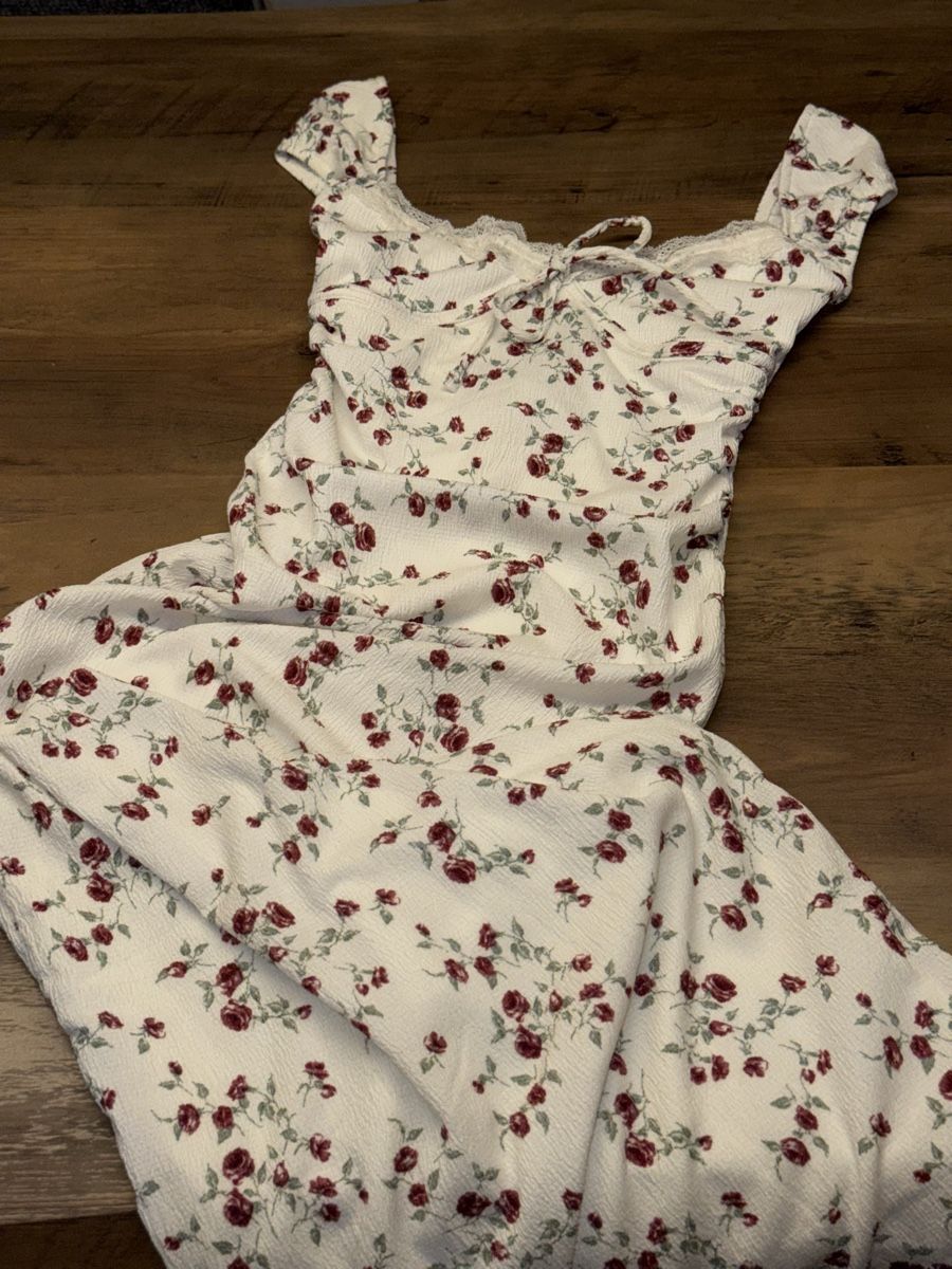 Vestiti: Kleid – Nuovo (secondo la descrizione) da Subingen venduto da lej_ 1