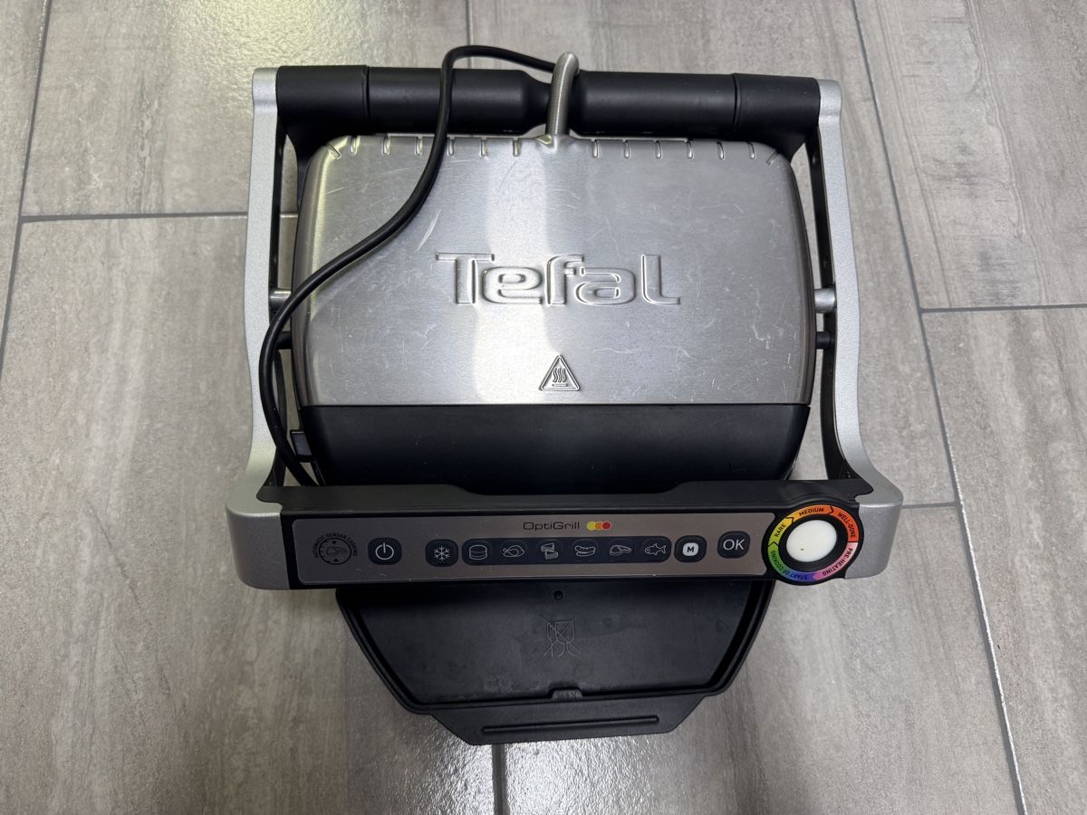 Grils: Tefal OptiGrill Kontaktgrill GC702D  – D'occasion à Oftringen par Monie4life