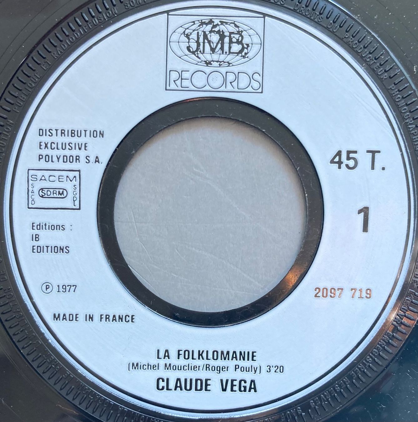 Dischi in vinile: CLAUDE VEGA - LA FOLKLOMANIE – Usato da Poliez-Pittet venduto da Newtown-Records 2