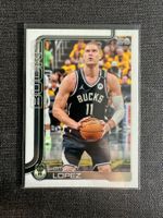 Topps Brook Lopez Milwaukee Bucks NBA
