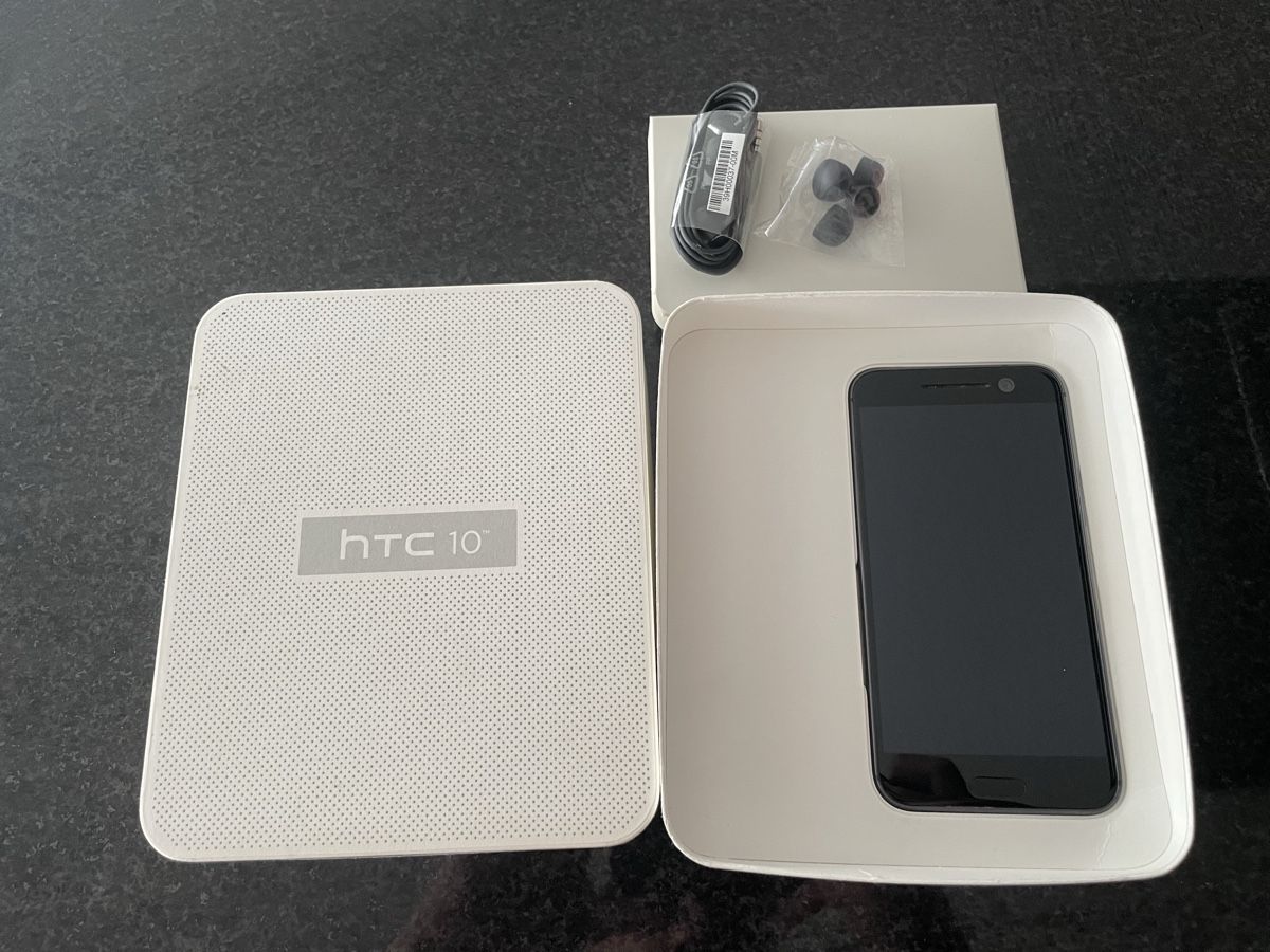 HTC Portables: HTC 10 – D'occasion à Grenchen par jogi_90