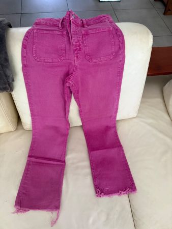 Jean Zara rose taille haute évasé bas effiloché