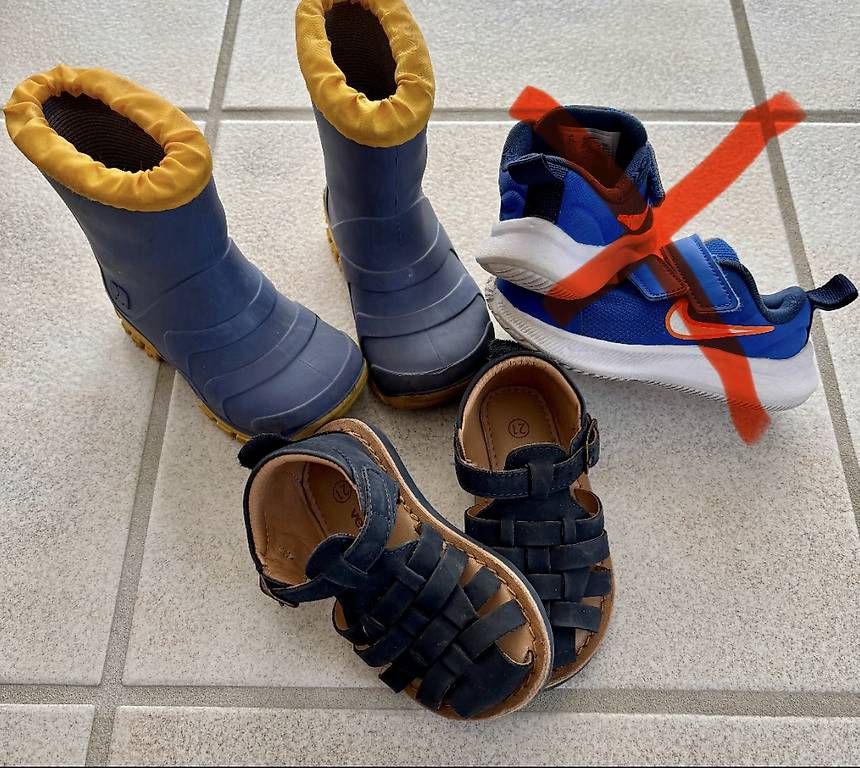 Vertbaudet Chaussures garçon: Sandalen & Gummistiefel Gr21 – D'occasion à Oberönz par pescita