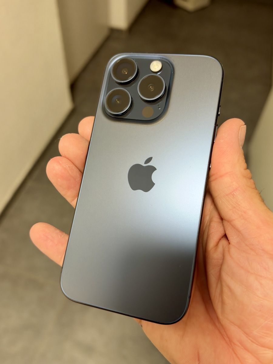 Apple Telefoni cellulari / Smartphones: Apple IPhone 15pro 256gb Blue Titanium – Usato da Heimberg venduto da ilor13 2