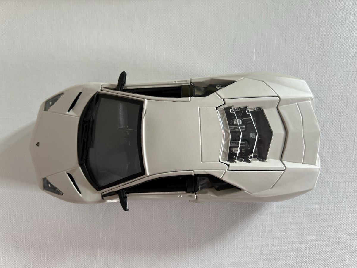 Lamborghini Voitures modèles: Lamborghini Modellauto – D'occasion à Schaffhausen par Colink18 4