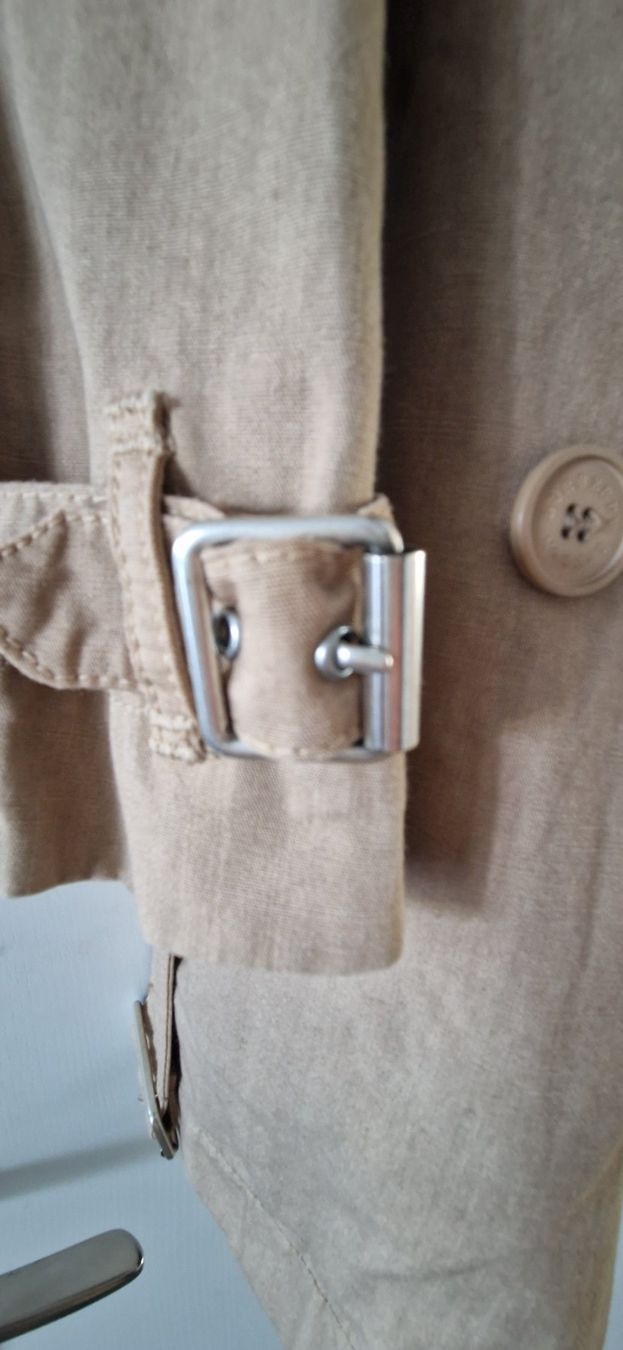 Burberry Cappotti: Trenchcoat Burberry – Usato da Winterthur venduto da Tulipane 1