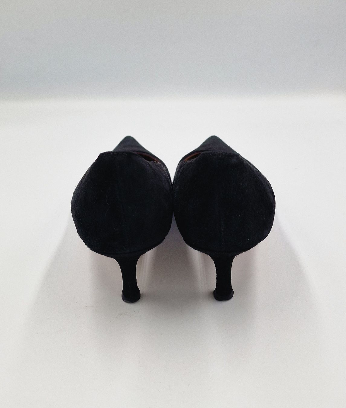 Navyboot Scarpe da donna: Elegante Navyboot Wildleder Pumps, Schwarz, Grösse 38 – Usato da Affeltrangen venduto da Szafaoli 3