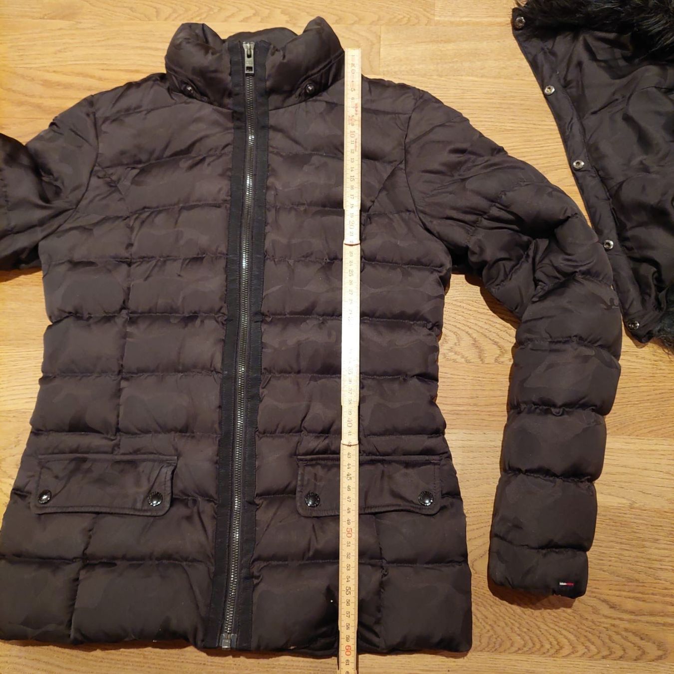 Tommy Hilfiger Giacche: Winterjacke Tommy Hilfiger S – Usato da Nendeln venduto da Zopfie_ 5
