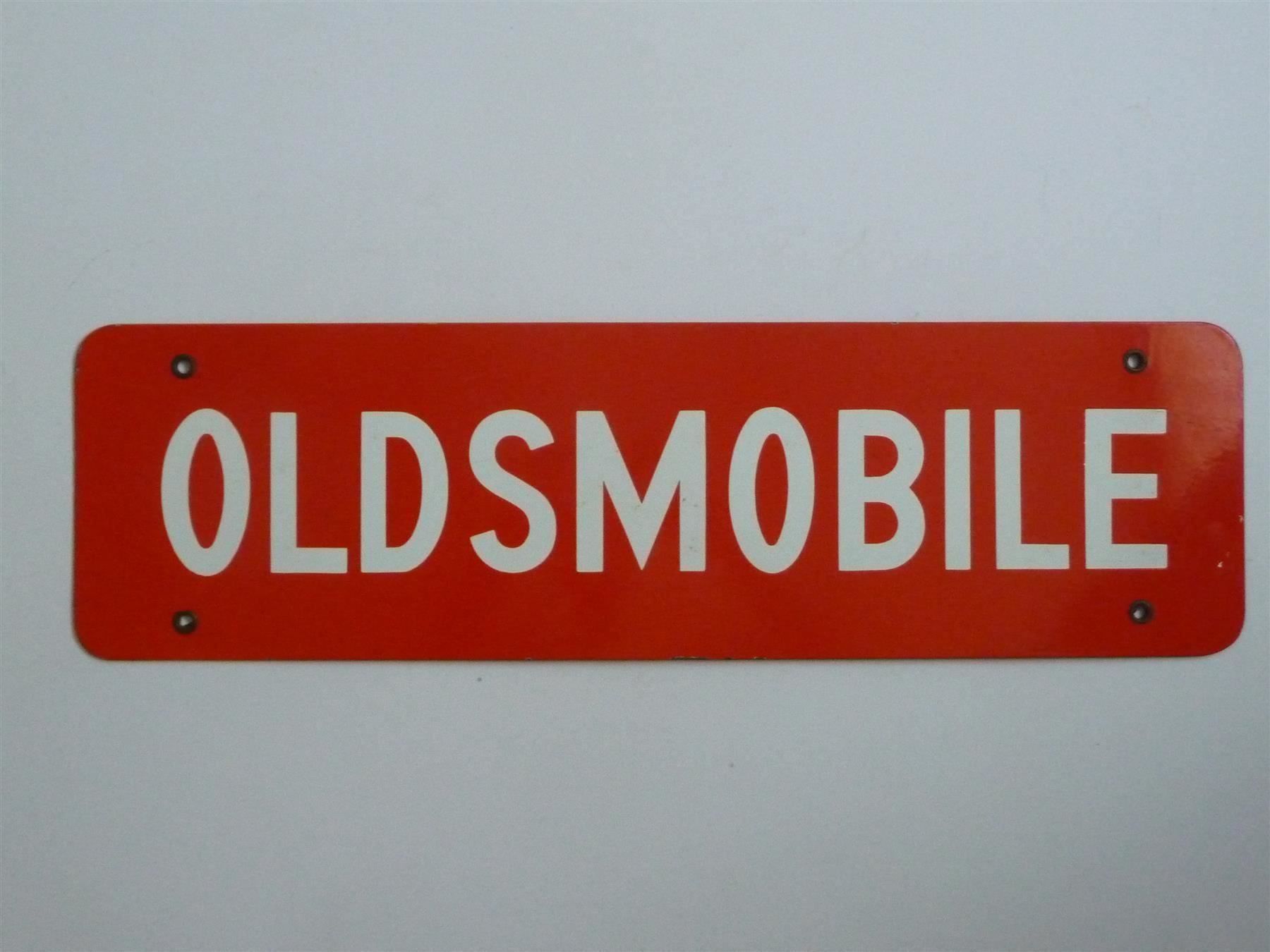 Oldsmobile Insegne: ALTES OLDSMOBILE - EMAILESCHILD – Usato da Aesch BL venduto da Imoonlight