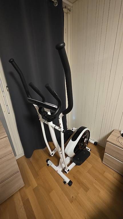 Hometrainer: Vélo elliptique – Usato da Vevey venduto da Marine2619942900 4