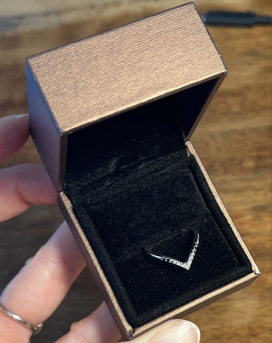 Anelli: 750 Weissgold Ring mit Diamanten V-shape – Usato da Rotkreuz venduto da zisii 4