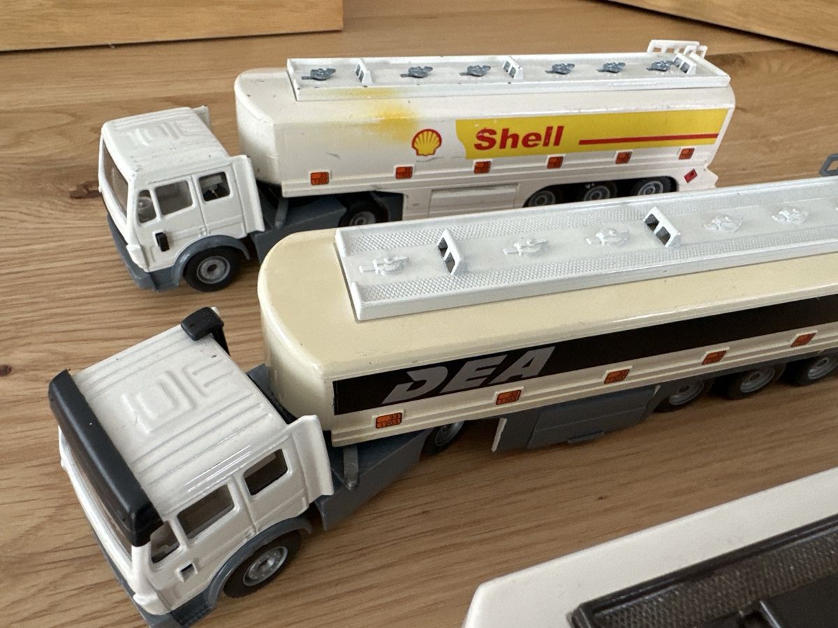 Siku Kits de montage: 3 SIKU 1:50 Tanklaster ab 19.- – D'occasion à Sennwald par HARO-Import 5