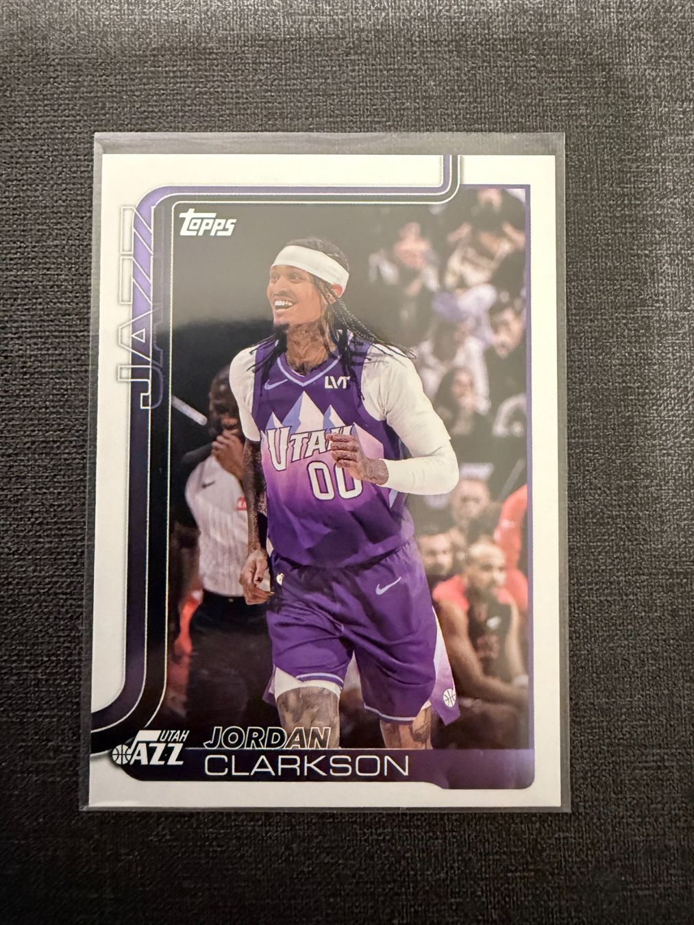 Topps Carte collezionabili: Topps Jordan Clarkson Utah Jazz – Usato da Burgdorf venduto da Sports_Cards_3400