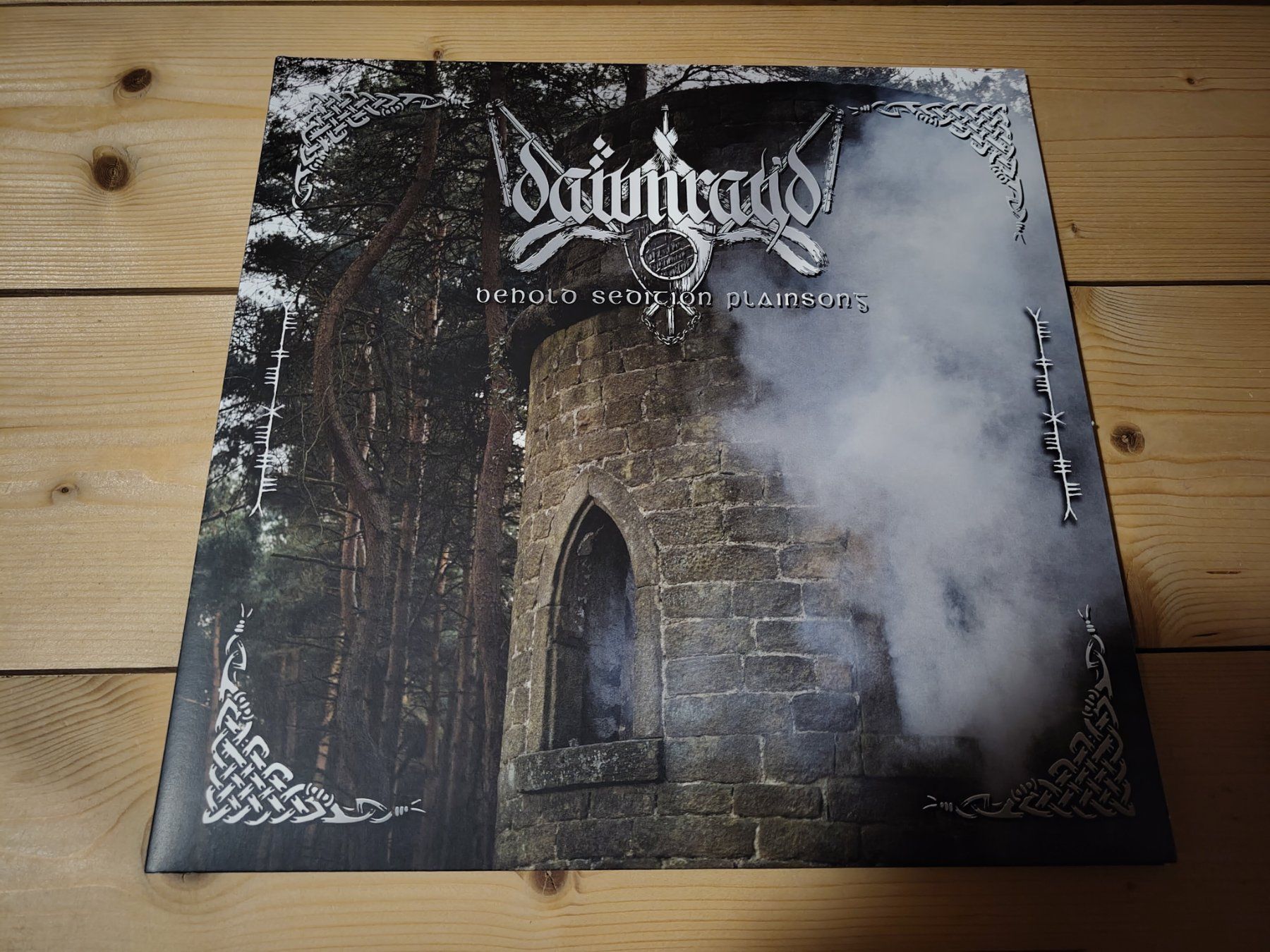 Dischi in vinile: Dawn Ray'd - Behold Sedition Plainsong – Usato da Wasterkingen venduto da Palu17