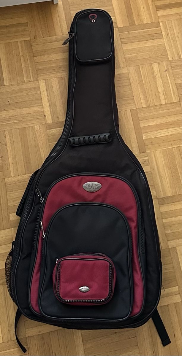 Borse: Housse de guitare – Usato da Genève venduto da lim_c5vf