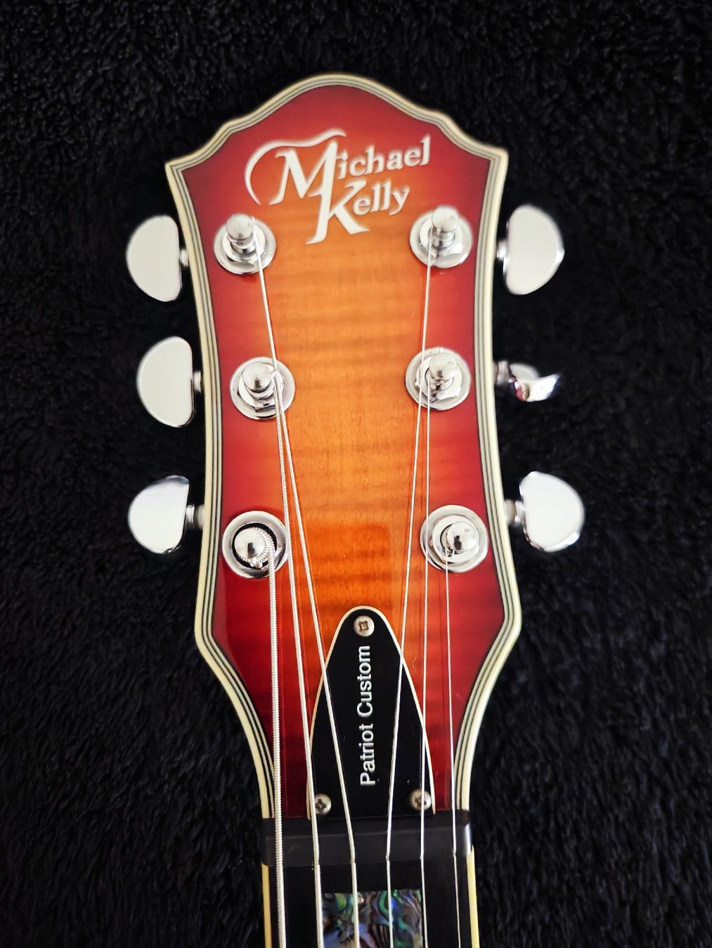 Strumenti musicali: Michael Kelly Patriot Custom – Usato da Obfelden venduto da tan_9h7p 6