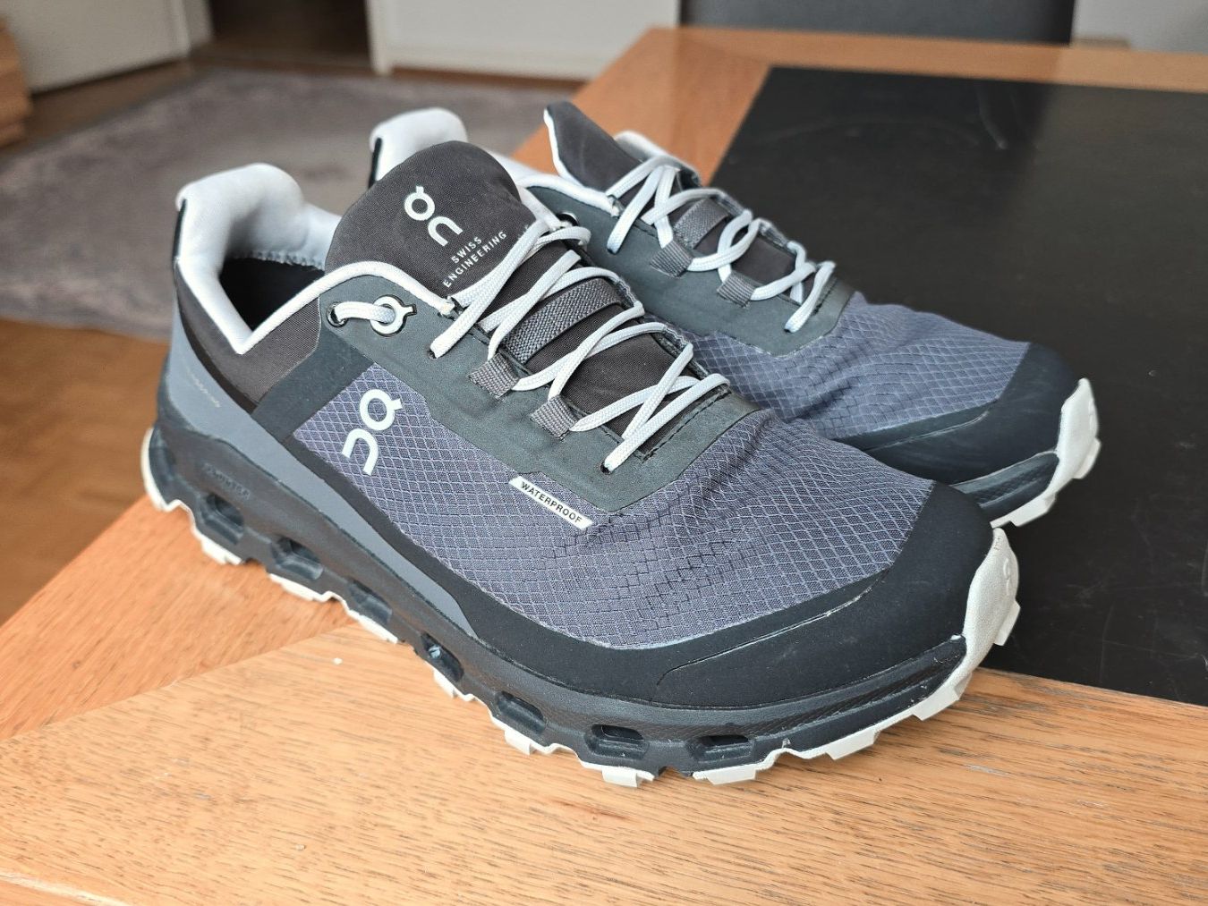 On Chaussures femmes: On Cloud waterproof schuhe EU 37 – D'occasion à Wallisellen par theblacksheep