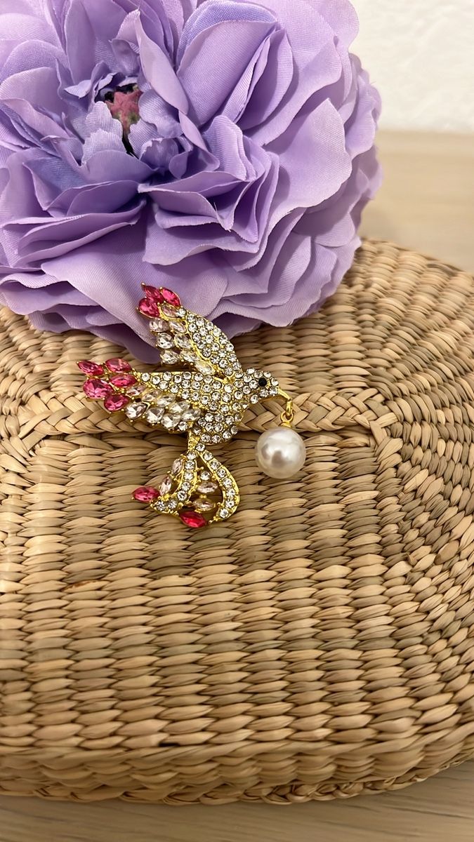 Broches & Aiguilles: Funkelnde Vogelbrosche – Neuf (Voir description) à Seon par Sunny-Schmuck78