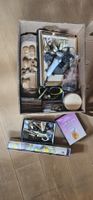 Konvolut diverse Gegenstaeinde Holzfigur Buch etc