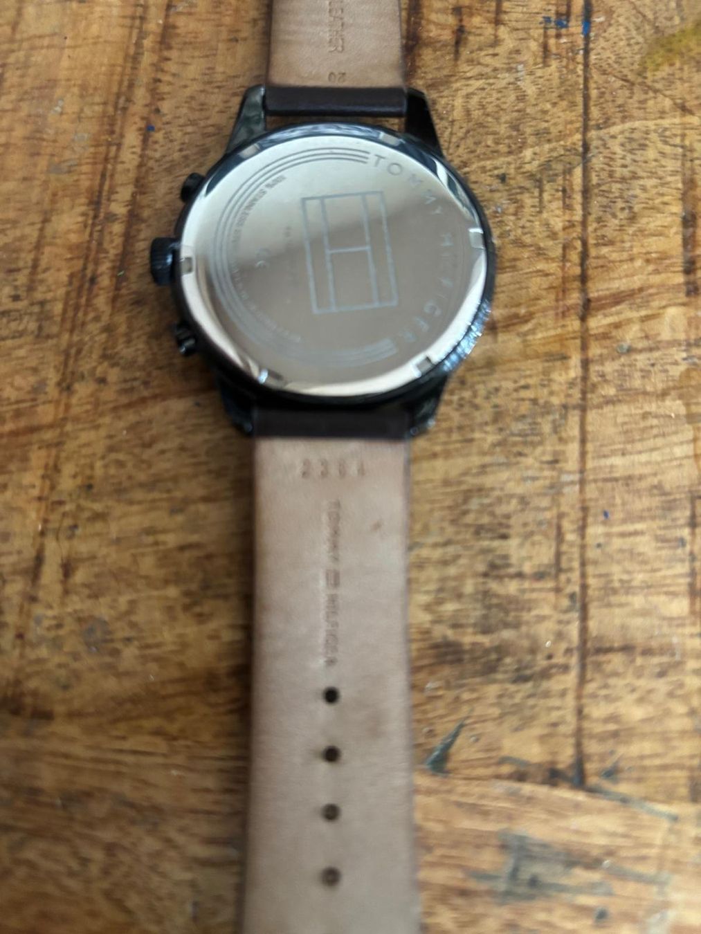 Tommy Hilfiger Orologi: Armbanduhr T. Hilfiger Editionmodell Original – Usato da Regensdorf venduto da RCM_8105Regensdorf 1