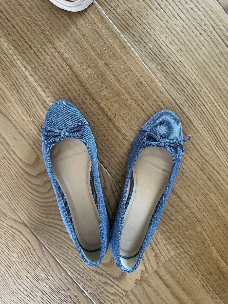 H&M Scarpe da donna: H&M Denim Ballet Flats Size 37 – Nuovo (secondo la descrizione) da Männedorf venduto da primavera22 1
