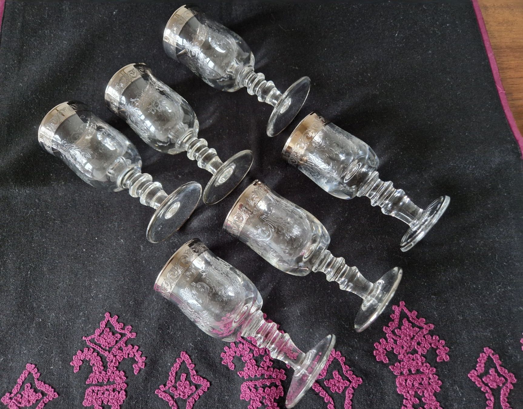 Murano Bicchieri: Murano Medici Grappa/Schnapsgläser – Nuovo (secondo la descrizione) da Bern venduto da Antikbatik 2