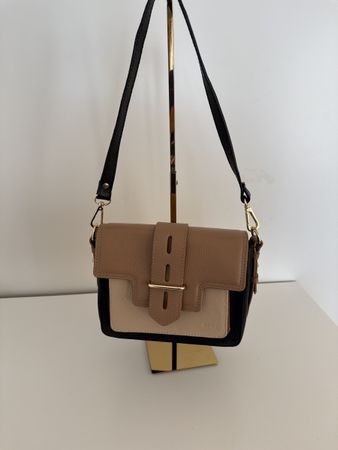 Chic Two-Tone Leather Shoulder and crossbody bag