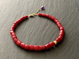 Rote Korallen Halskette mit Amethyst Vergoldet