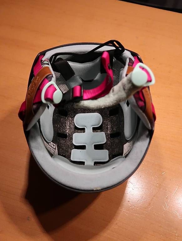Caschi: Casque skis taille S (52-55) – Usato da La Chaux-de-Fonds venduto da Criste 3
